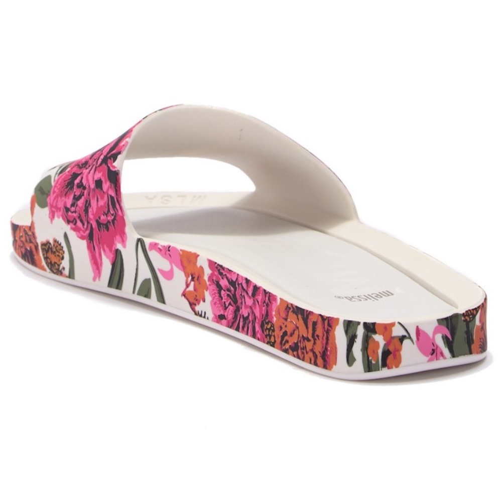 Melissa Beach/Pool/Spa Slide Sandals sizes 8 & 9 - Picture 5 of 7